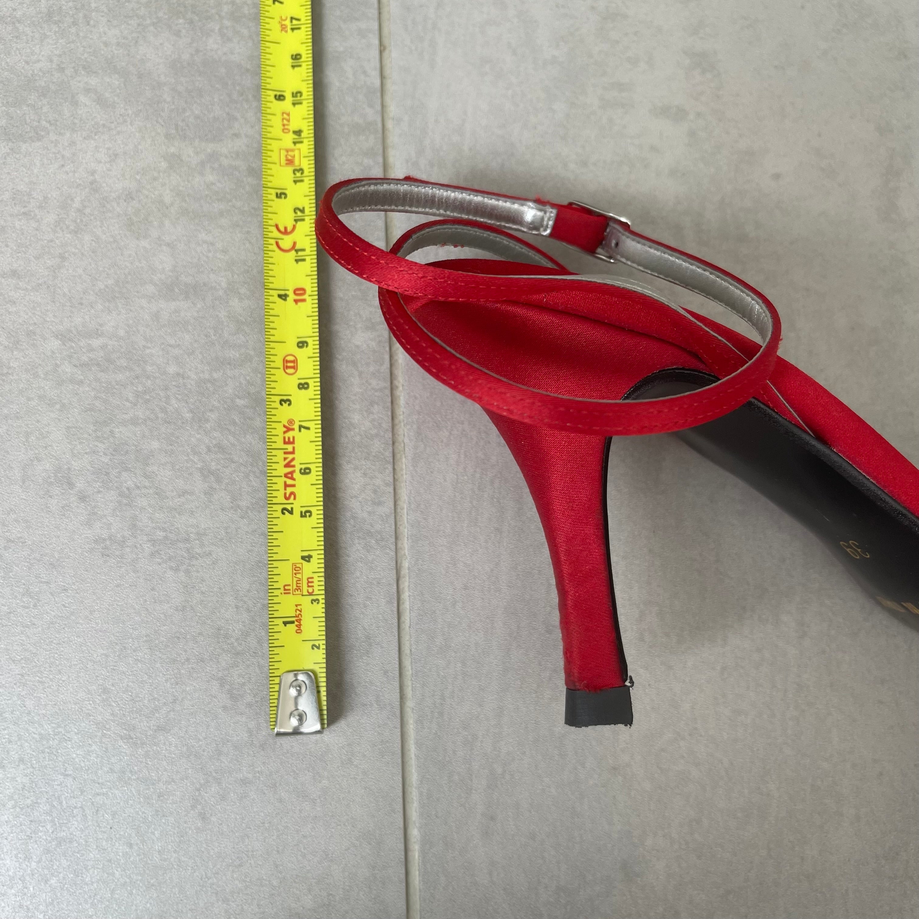 Vintage Roberto Vianni Kitten Heels