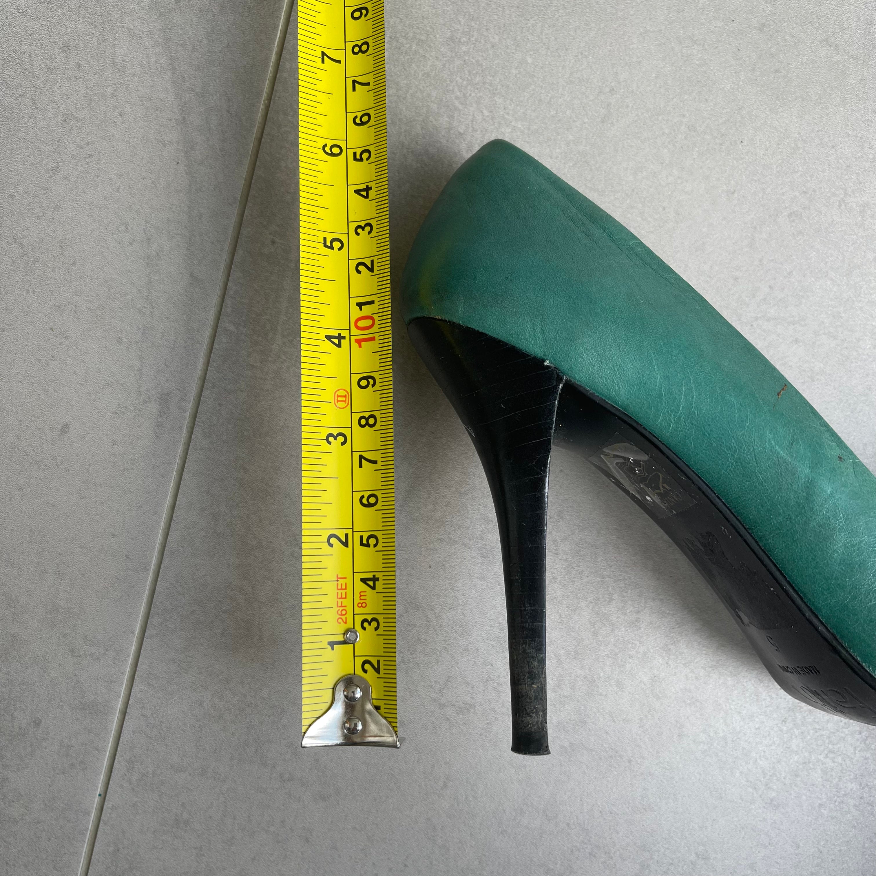 Vintage Faith Heels