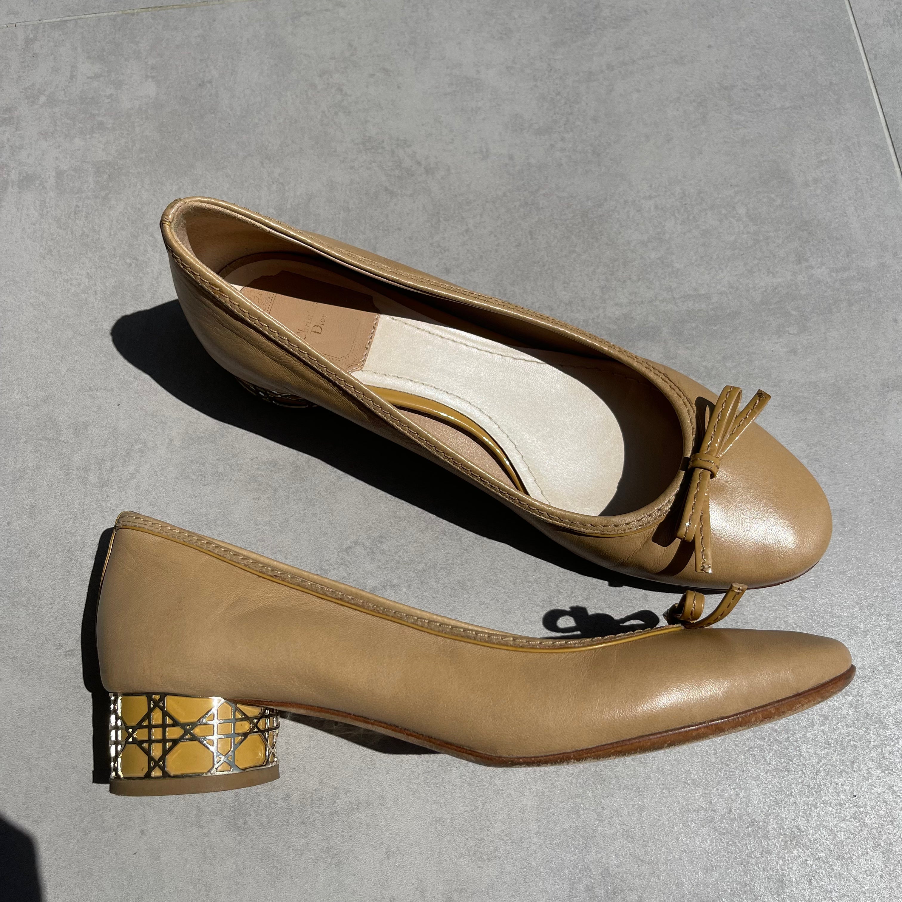 Vintage Nude Dior Pumps