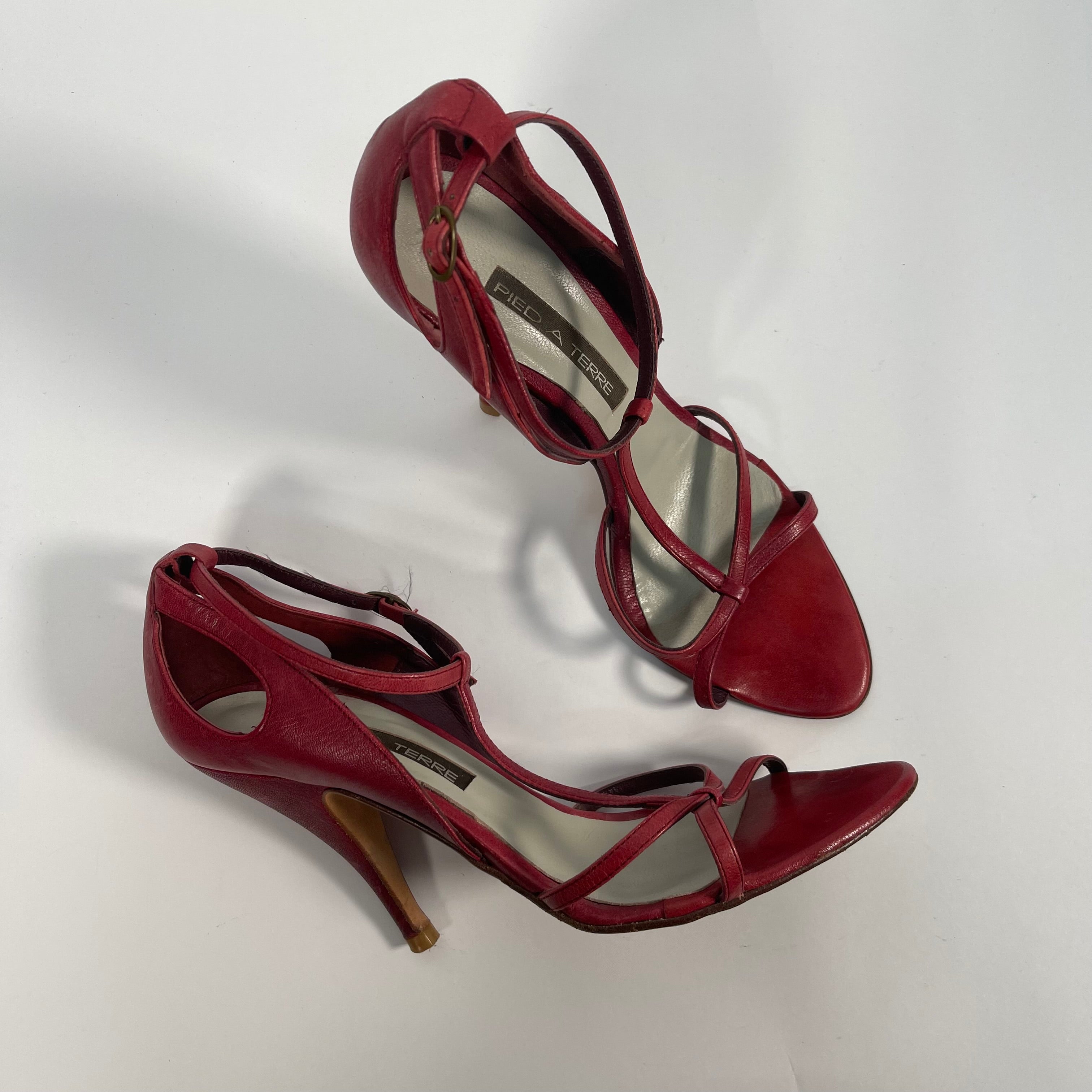 Pied A Terre Heels