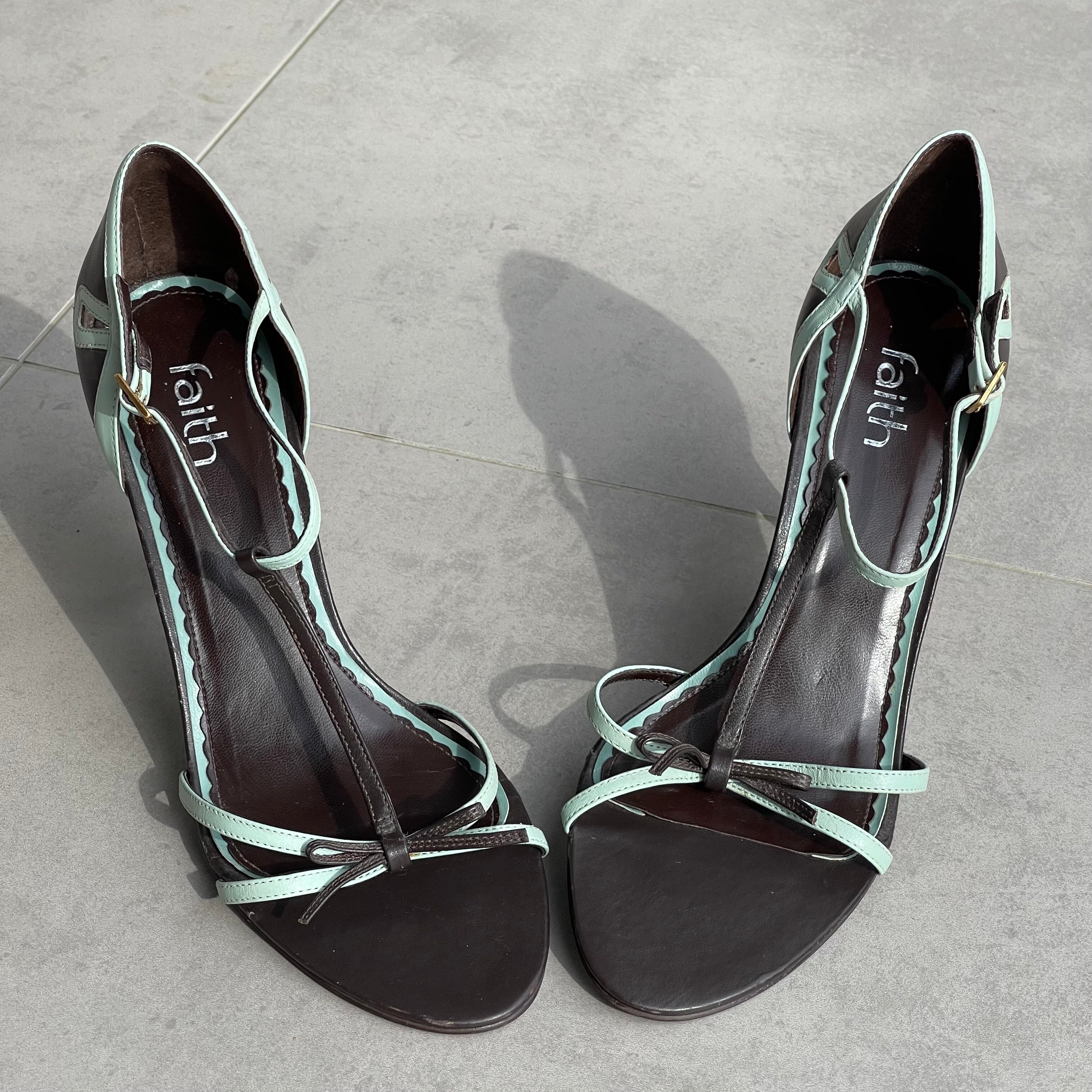 Vintage Faith Heels