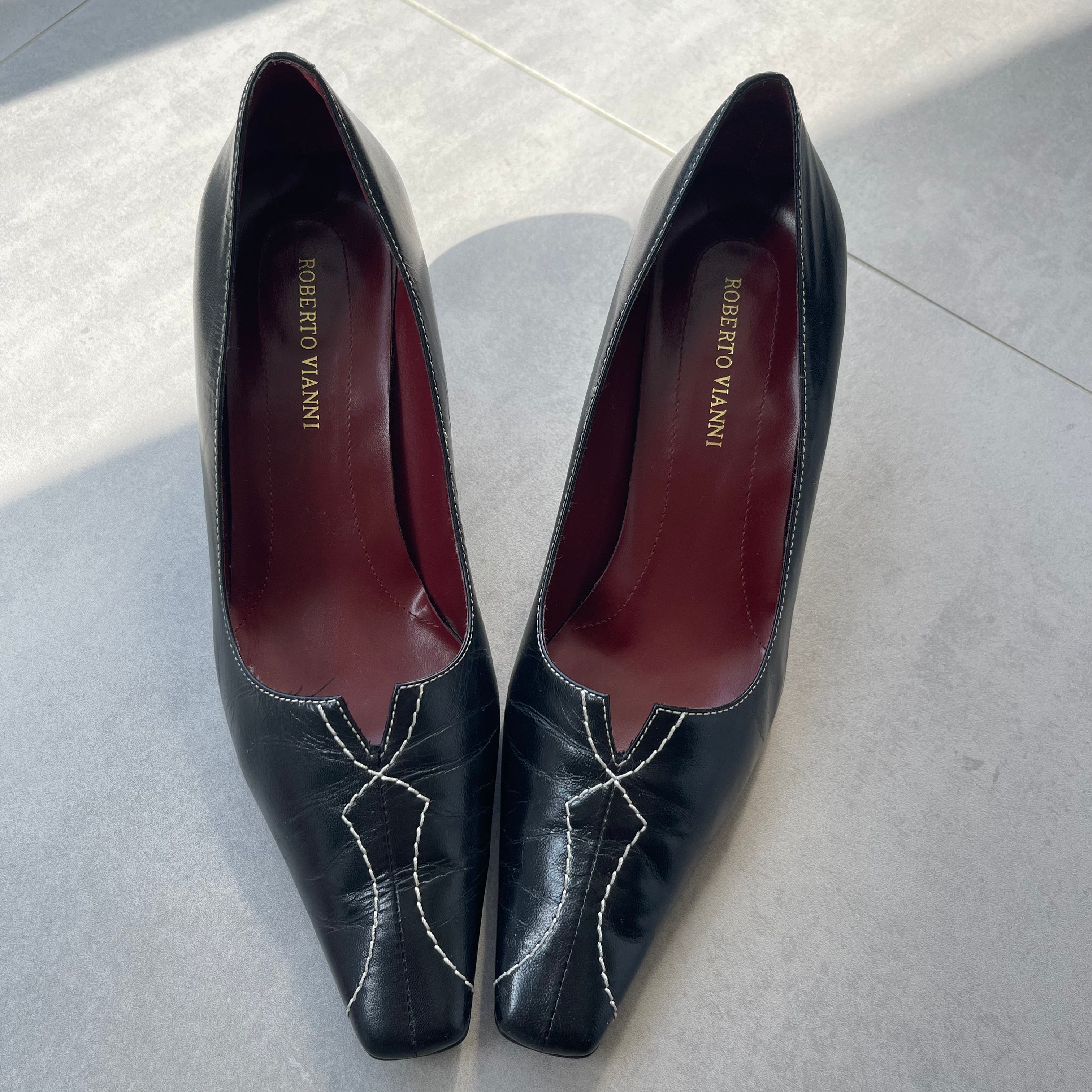 Vintage Roberto Vianni Kitten Heels